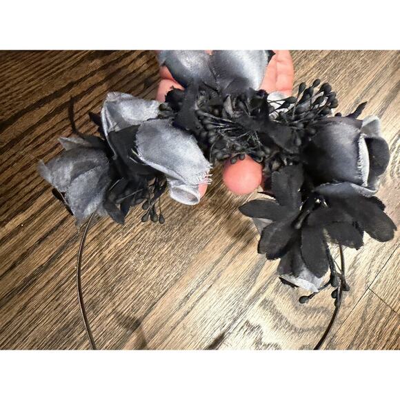 Gucci Embellished Headband Silk Floral $1150 NWT main image 6